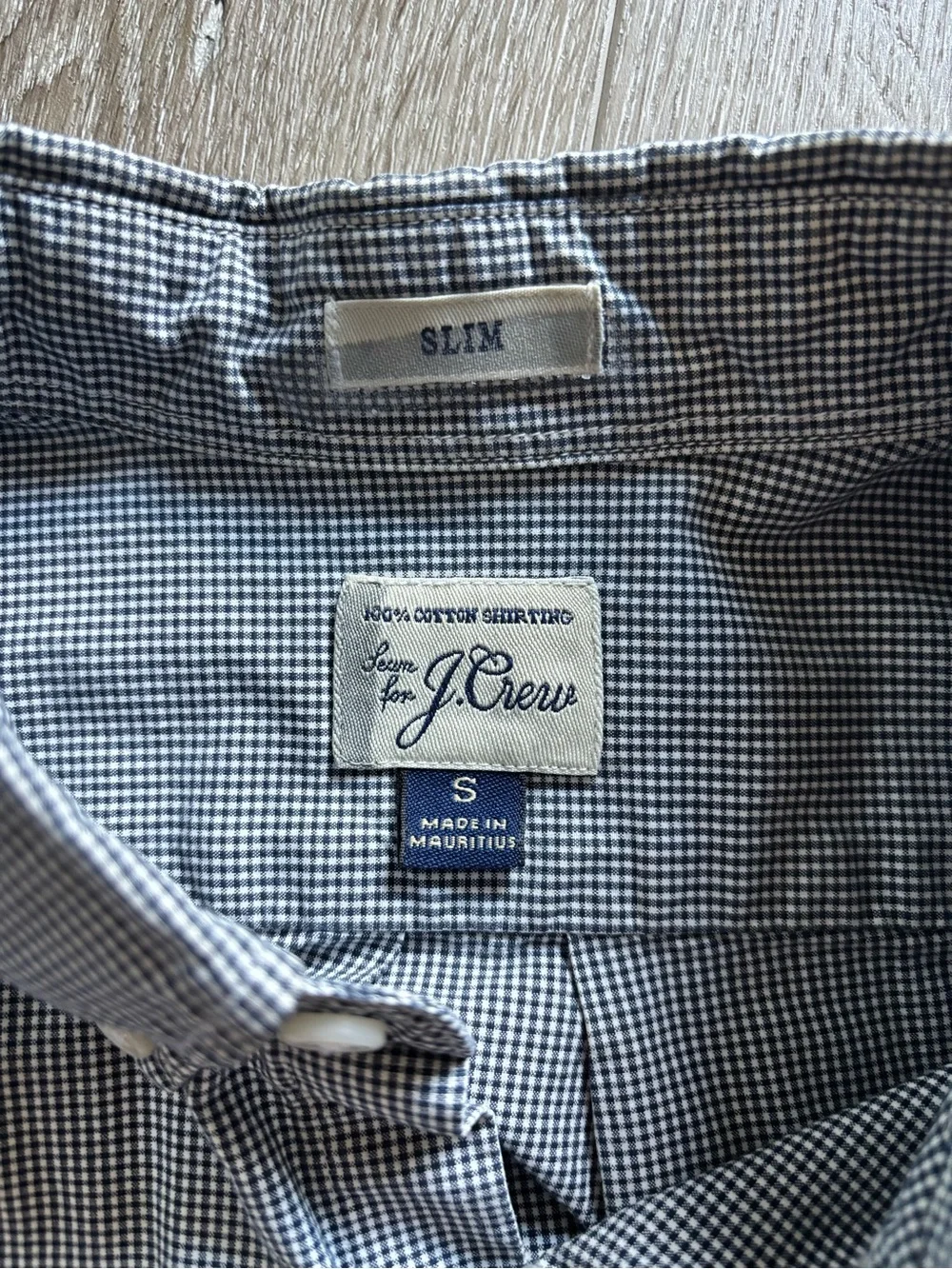 J. Crew Men's Gray Long-Sleeve Button-Down Shirt